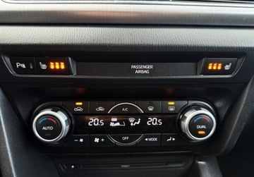 Mazda 3 III Sedan 2.2 SKYACTIV-D 150KM 2014 Mazda 3 2.2 SkyActiv-D 150KM MT6 SkyMotion 2.2 Diesel 150KM, zdjęcie 23