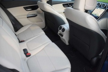 Mercedes GLC C254/X254 Coupe 2.0 200 204KM 2023 Mercedes-Benz GLC MERCEDES GLC200 4-MATIC 2.0 204KM LED Kamery-360 Panoram, zdjęcie 27