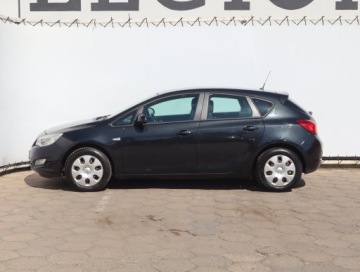 Opel Astra J Hatchback 5d 1.4 87KM 2012 Opel Astra 1.4 16V, Klima, Tempomat ,Bezkolizyjny, zdjęcie 2
