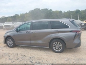 Toyota Sienna III 2024 Toyota Sienna xle, 2024r., 2.5L 2.5 Benzyna 189KM, zdjęcie 4