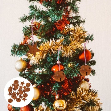 Ржавый колокольчик в виде елочного украшения.