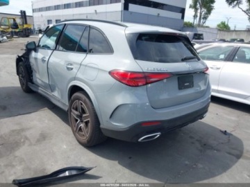 Mercedes GLC C254/X254 2025 Mercedes-Benz GLC 350E 4Matic 2025 2.0 Hybryda Plug-in 201KM, zdjęcie 4