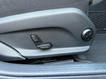 Mercedes Klasa C W205 2015 Mercedes C 180 Full LED ILS Czujniki parkowania, zdjęcie 17