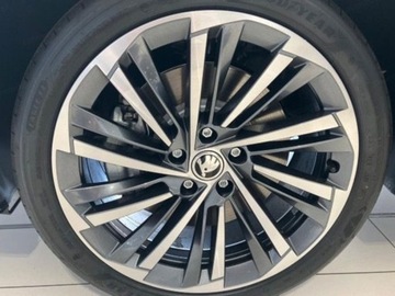 Skoda Superb IV 2025 SKODA Superb L&amp;K 2.0 TDI DSG 4x4 Sedan 193KM 2025, zdjęcie 9