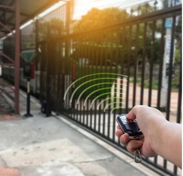 УНИВЕРСАЛЬНЫЙ ПУЛЬТ САМОКОПИРОВАНИЯ ДЛЯ СИГНАЛЬНЫХ ВОРОТ