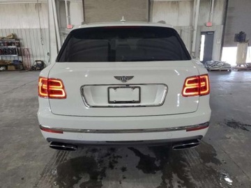 Bentley Bentayga 2018 Bentley Bentayga Bentley Bentayga W12 Signature AWD, od ubezpieczalni 6.0, zdjęcie 4