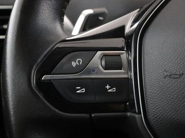 Peugeot 5008 II Crossover 1.5 BlueHDI 130KM 2020 Peugeot 5008 automat 7-osob. navi PDC tempomat, zdjęcie 31