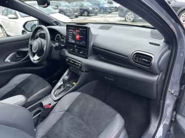 Toyota Yaris IV Hatchback Facelifting 1.5 Hybrid Dynamic Force 130KM 2025 Toyota Yaris Hybrya GR SPORT+VIP SKYVIEW/Salon PL/, zdjęcie 20