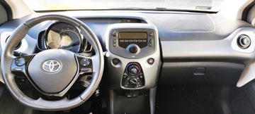 Toyota Aygo II Hatchback 3d Facelifting 1.0 VVT-i 72KM 2021 TOYOTA AYGO X-PLAY niski przebieg!, zdjęcie 5