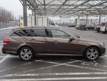 Mercedes Klasa E W212 Kombi Facelifting 220 CDI 170KM 2014 Mercedes E E 220 CDI, 167 KM, Automat, Skóra, zdjęcie 5