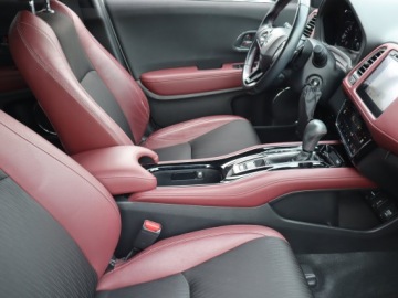 Honda HR-V II SUV Facelifting 1.5 VTEC TURBO 182KM 2020 Honda HR-V 1.5 i-VTEC Turbo, Salon Polska, zdjęcie 8