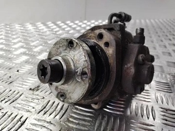 16700EC00A ČERPADLO PALIVA 2.5 DCI 4WD 128 2007 NISSAN NP300 NAVARA (D40)