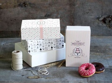 Pudełko 21x12,5x7cm na Ciasta Wypieki Tartaletki nadruk kropeczki 20 sztuk