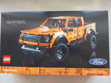 LEGO TECHNIC 42126 Ford F-150 Raptor .