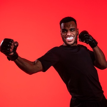OPRO СЕРЕБРЯНАЯ ЗАЩИТА ДЛЯ РТА BOXING JAW GEL ЧЕРНАЯ УНИСЕКС