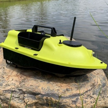 ПРОФЕССИОНАЛЬНАЯ ЛОДКА ДЛЯ ПРИВЕЛКИ С 3 КОРМУШКАМИ