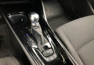 Toyota C-HR I Crossover 1.8 Hybrid 122KM 2018 Toyota C-HR CHR 1.8 Hybrid Prestige Kamera cofania Toyota Mikolajczak, zdjęcie 20