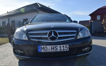 Mercedes Klasa C W204 Limuzyna 1.8 200 CGI BlueEFFICIENCY 184KM 2009 Mercedes-Benz Klasa C 1.8 Kompresor Automat PDC Sprowadzony 1.8 Benzyna, zdjęcie 7