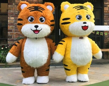 ГИГАНТ! Надувной костюм Sweet Tigger Kitten длиной 2 метра