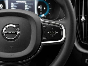 Volvo XC60 II 2023 Volvo XC 60 FZ7554T#B4 D Core Podgrz.f kier I, zdjęcie 16