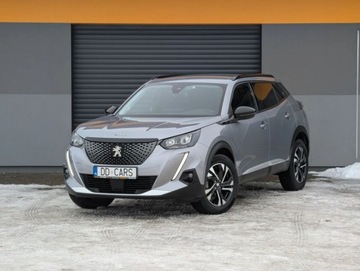 Peugeot 2008 II SUV 1.2 PureTech 130KM 2022 Peugeot 2008 Rezerwacja 1.2 Benzyna 130KM