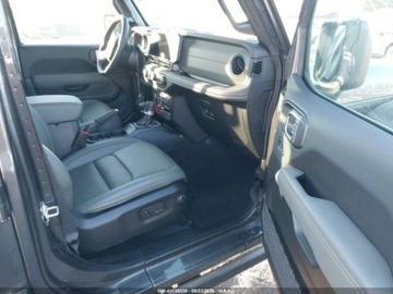 Jeep Gladiator 2025 Jeep Gladiator Mojave, 2025r., 4x4, 3.6L 3.6 Benzyna 285KM, zdjęcie 8