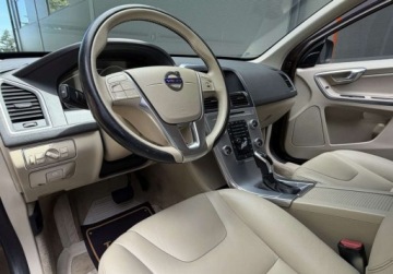 Volvo XC60 I SUV Facelifting 2.0 D4 DRIVE-E 190KM 2017 Volvo XC 60 2.0 D 190KM D4automat skora NAVI bezwypadkowy 2.0, zdjęcie 15