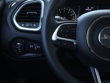 Jeep Renegade SUV Facelifting 1.3 GSE T4 Turbo 150KM 2018 Jeep Renegade 1.3 T-GDI, Salon Polska, Serwis ASO, zdjęcie 19