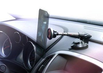 Магнитный автомобильный держатель Xblitz G250
