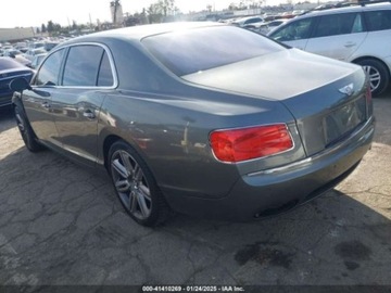 Bentley Continental II 2017 Bentley Flying Spur S 2017 4.0l 4.0 Benzyna 521KM, zdjęcie 4