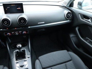 Audi A3 8V Hatchback 3d 1.4 TFSI CoD ultra 150KM 2016 Audi A3 1.4 TFSI, Navi, Klima, Klimatronic, zdjęcie 7