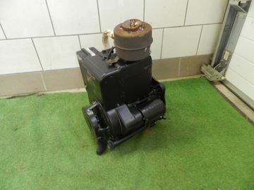 ТРАКТОРНАЯ КОСИЛКА 426S, ДВИГАТЕЛЬ B&S 12,5 л.с.