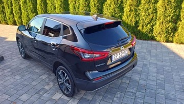 Nissan Qashqai II Crossover Facelifting 1.2 DiG-T 115KM 2018 Nissan Qashqai 1,2Benzyna Bezwypadkowy Zadbany 1.2 Benzyna 115KM, zdjęcie 9