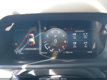 Land Rover Defender IV (L663) 2023 Land Rover Defender 110 SE 2023 3.0l 3.0 Benzyna 395KM, zdjęcie 10