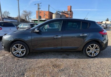 Renault Megane III Hatchback Facelifting 1.4 TCe 130KM 2013 Renault Megane Renault Megane 1.4 16V TCE Bose Edition 1.4 Benzyna 130KM, zdjęcie 4