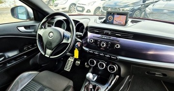 Alfa Romeo Giulietta Nuova II Hatchback 5d 1.4 TB 16v Mair 170KM 2011 Alfa Romeo Giulietta BENZYNA 170KM skora alcantara ATRAKCYJNY WYGLAD, zdjęcie 38