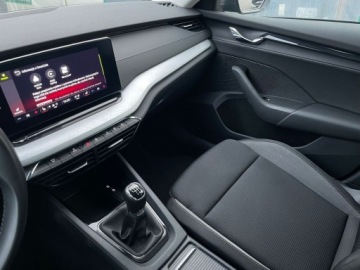 Skoda Octavia IV Kombi 2.0 TDI 150KM 2023 Skoda Octavia Ambition ! Tempomat ! Podgrzewane Fo, zdjęcie 14