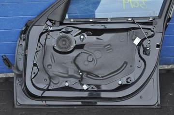 BMW 3 F30 DVEŘE PRAVÝ PŘEDNÍ 475