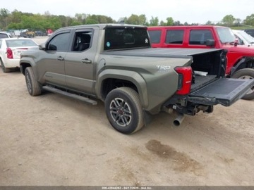 Toyota Tacoma II 2024 Toyota Tacoma 2024r., TRD Sport, od ubezpieczalni 2.4 Benzyna 278KM, zdjęcie 3