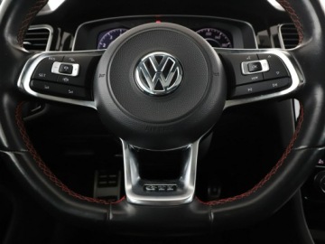 Volkswagen Golf VII GTI 3d Facelifting 2.0 TSI 245KM 2019 Volkswagen Golf full LED skóra el. sterowane, zdjęcie 20