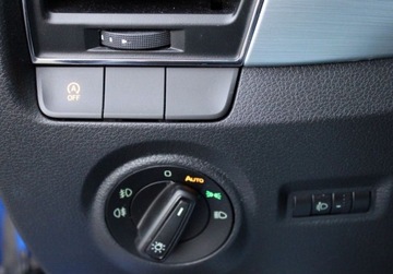 Skoda Fabia III Hatchback Facelifting 1.0 TSI 95KM 2020 Skoda Fabia 1.0 TSI 95KM M5 Ambition Czujniki parkowania SmartLink SalonPL, zdjęcie 25