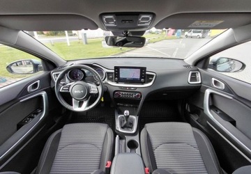 Kia Ceed III Kombi Facelifting 1.5 T-GDI 160KM 2023 Kia Ceed M 1,5T-GDI 160KM 6MT M SW 1,5T-GDI 160KM 6MT 1.5 Benzyna 160KM, zdjęcie 11