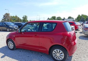Suzuki Swift IV Hatchback 3d 1.5 VVT 102KM 2006 Suzuki Swift Suzuki Swift 1.5 Benzyna 102KM, zdjęcie 2