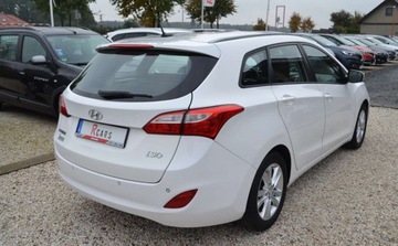 Hyundai i30 II Wagon 1.4 CVVT 100KM 2014 Hyundai i30 bogate wyposazenie - Niski przebieg - zarejestrowane 1.4 100KM, zdjęcie 14