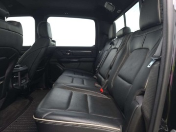  RAM 1500 Limited Crew Cab Standard Bed 2023 5.7 Benzyna 395KM, zdjęcie 14