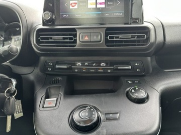 Citroen Berlingo III Van M 1.5 BlueHDi 130KM 2019 Citroen Berlingo Automat*130ps*Head up*Panorama, zdjęcie 16