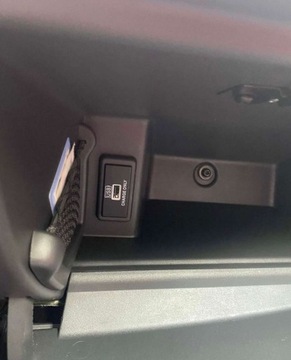 Fiat 500 II Seria 1 1.4 100KM 2015 Fiat 500 Fiat 500 1.4 16V Sport 1.4 Benzyna 100KM, zdjęcie 16