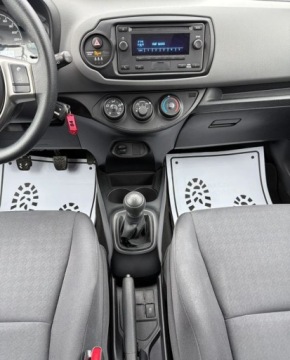 Toyota Yaris III Hatchback 5d Facelifting 2017 1.0 VVT-i 72KM 2020 Toyota Yaris z Instalacja Gazowa, salon Polska, FV-VAT 23 BenzynaLPG, zdjęcie 4