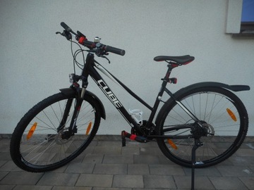 aluminiowy rower CUBE NATURE koła 28 27 biegów