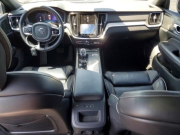 Volvo S60 III 2024 Volvo S60 Plus 2024 2.0 Benzyna 247KM, zdjęcie 8